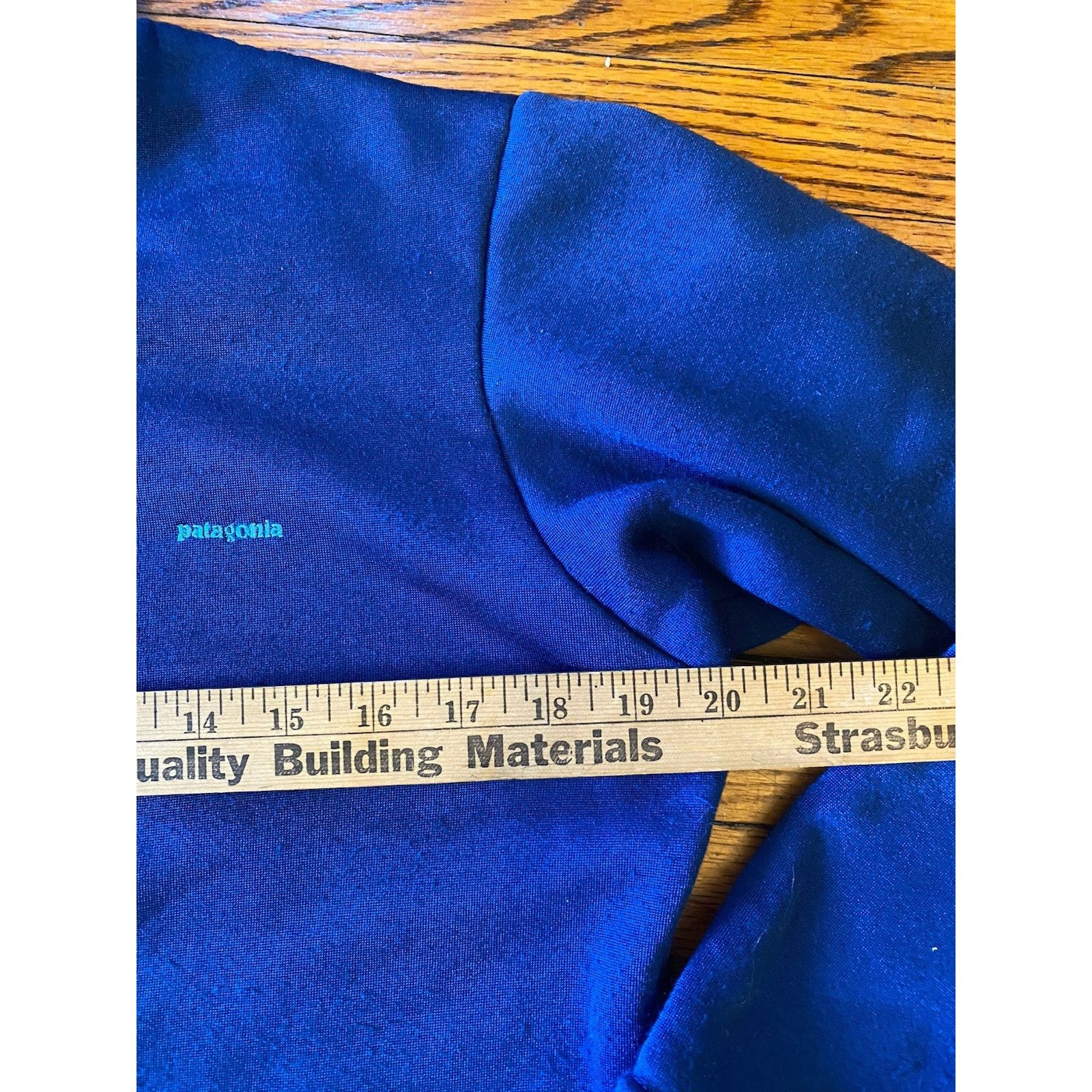 Patagonia VTG Patagonia USA Capilene Performance Sweatshirt Women’s S Size S / US 4 / IT 40 - 5 Thumbnail