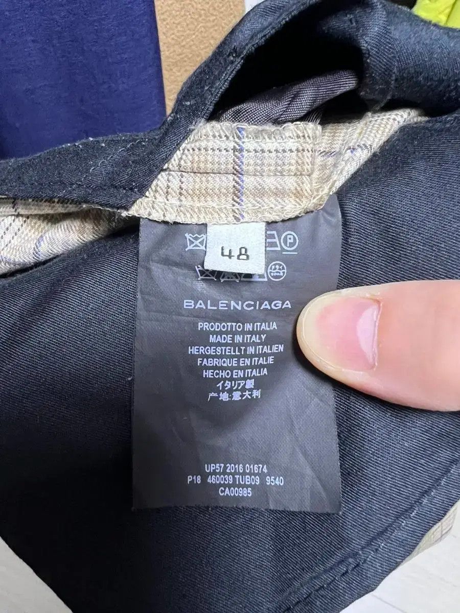 Balenciaga Balenciaga beige chino pants Size US 32 / EU 48 - 4 Thumbnail