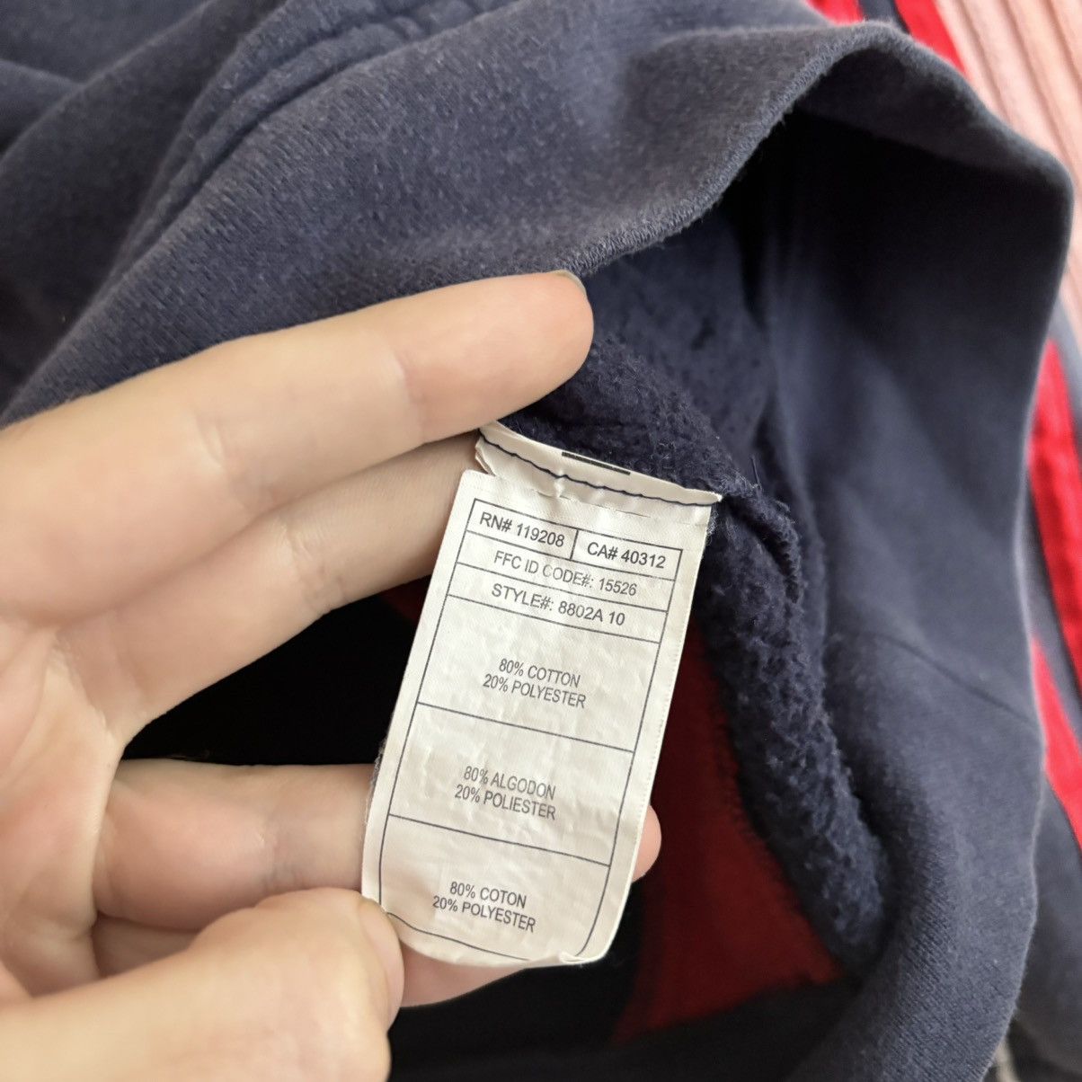 Adidas × NBA × Vintage Grail Vintage Adidas x NBA center logo hoodie Size US M / EU 48-50 / 2 - 3 Thumbnail