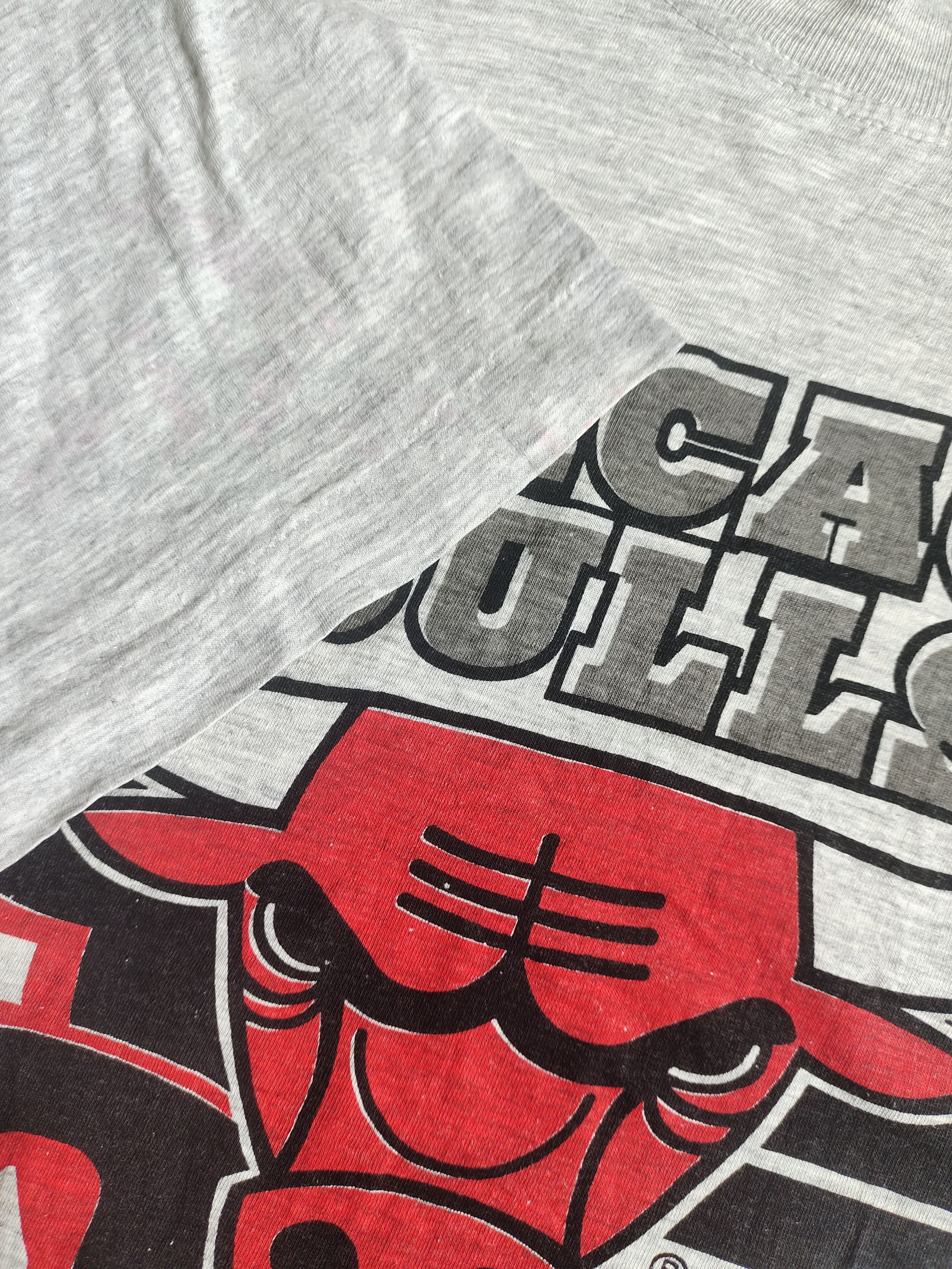 Vintage Vintage Chicago Bulls "The 1994 NBA Finals" T-shirt Size US XL / EU 56 / 4 - 6 Thumbnail
