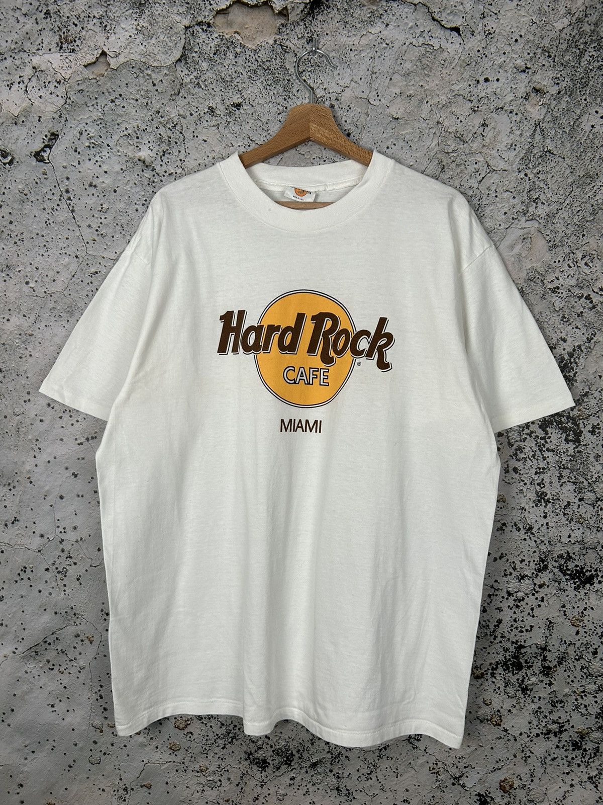 Hard Rock Cafe × Vintage Vintage Hard Rock Cafe Miami Single Stitch 90s Tee Size US XL / EU 56 / 4 - 1 Thumbnail