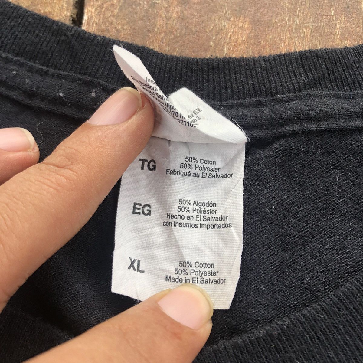 Japanese Brand Thrashed Faded Pablo Escobar PLUG Rare Shirt Size US XL / EU 56 / 4 - 6 Thumbnail