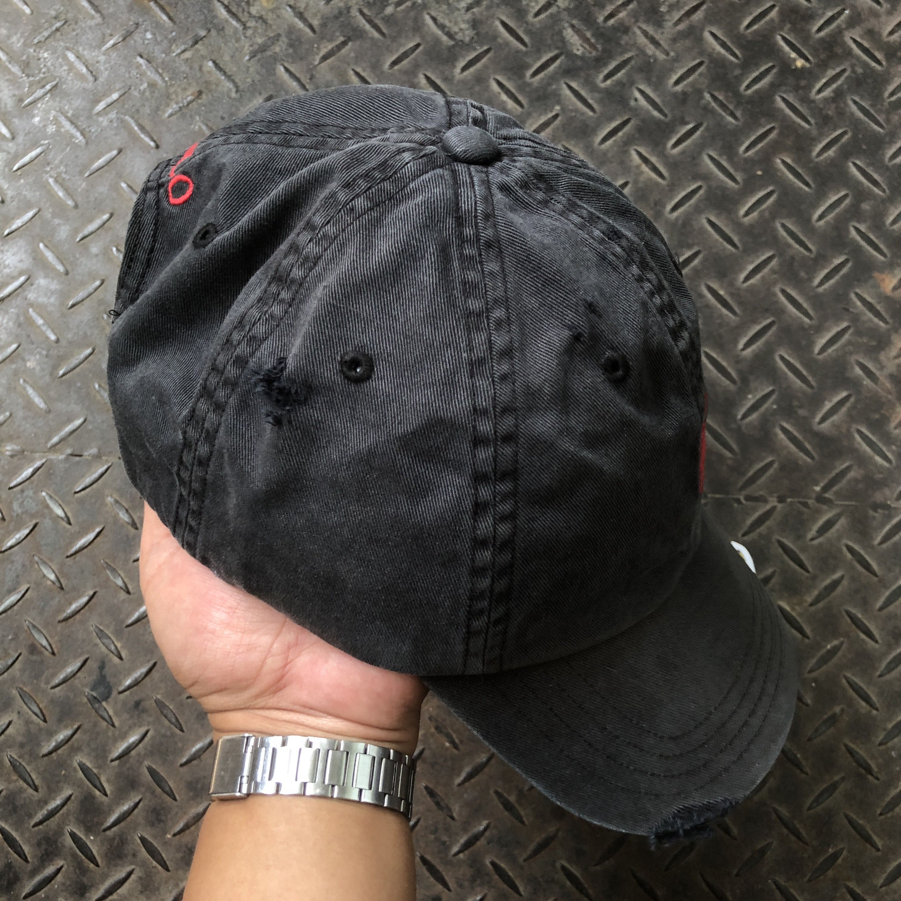 Polo Ralph Lauren Vintage Polo Ralph Lauren Distressed Sunfaded Hat Size ONE SIZE - 4 Thumbnail