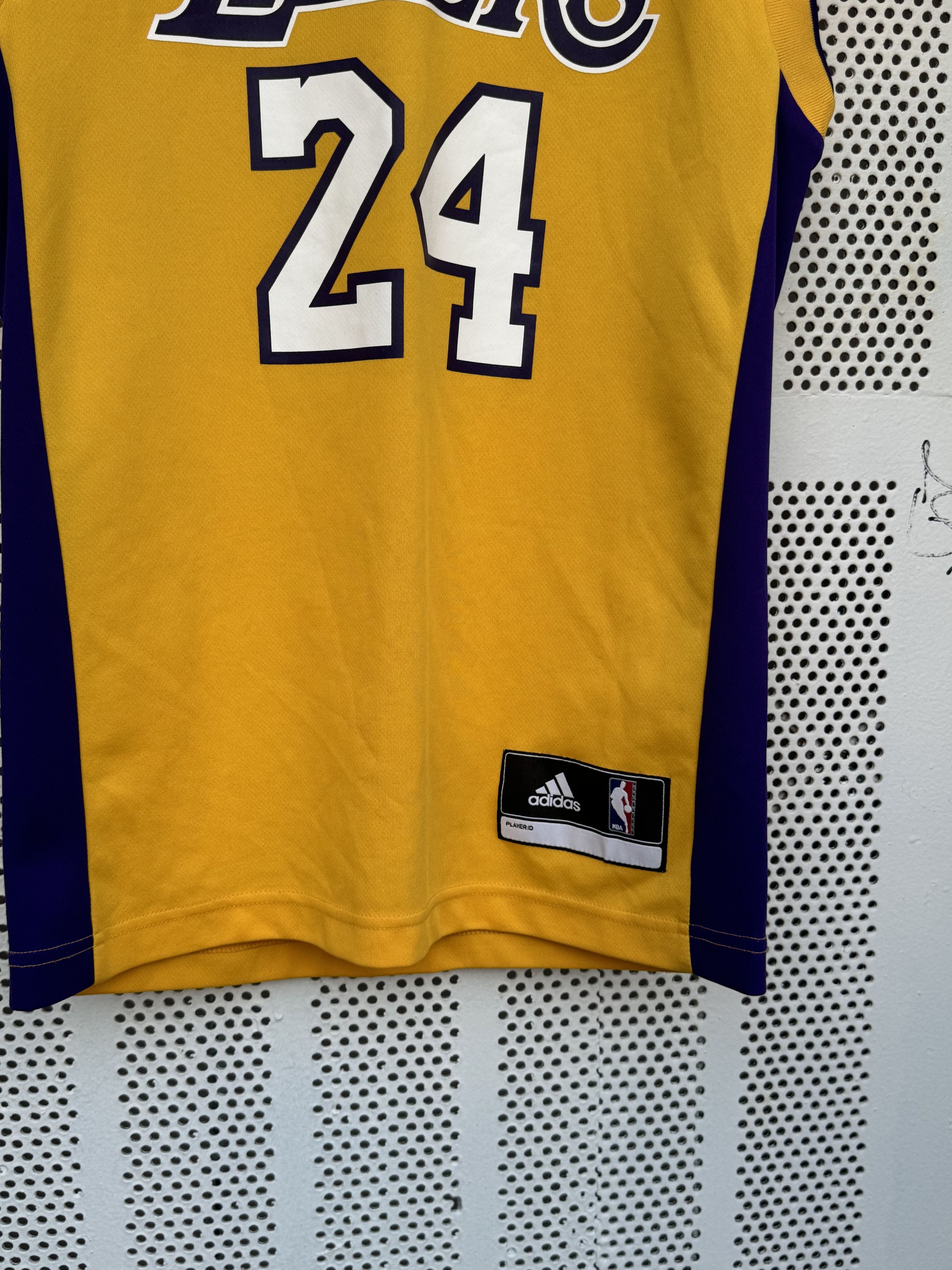 Adidas × NBA Adidas Kobe Bryant #24 Los Angelas Yellow Jersey XS Size US XS / EU 42 / 0 - 4 Thumbnail