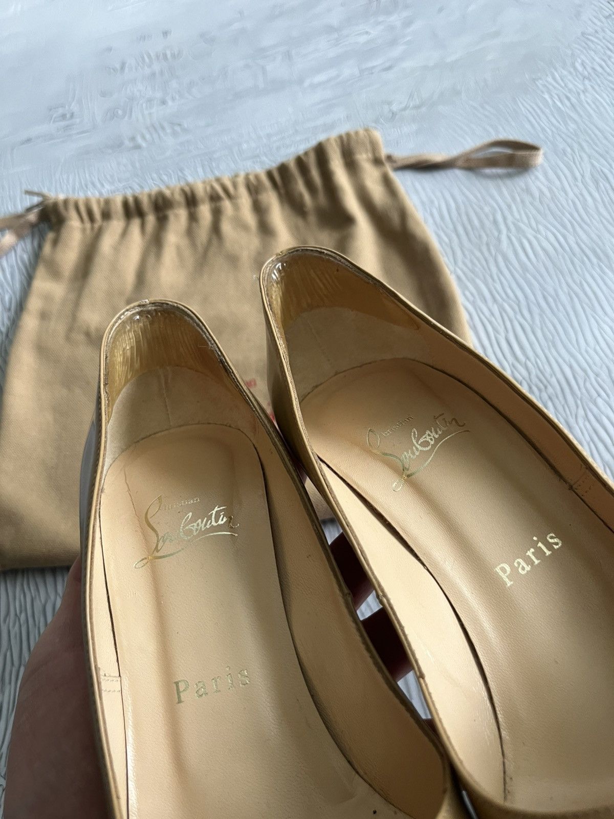 Christian Louboutin Luxury Heels 👠 Beige Made in Italy