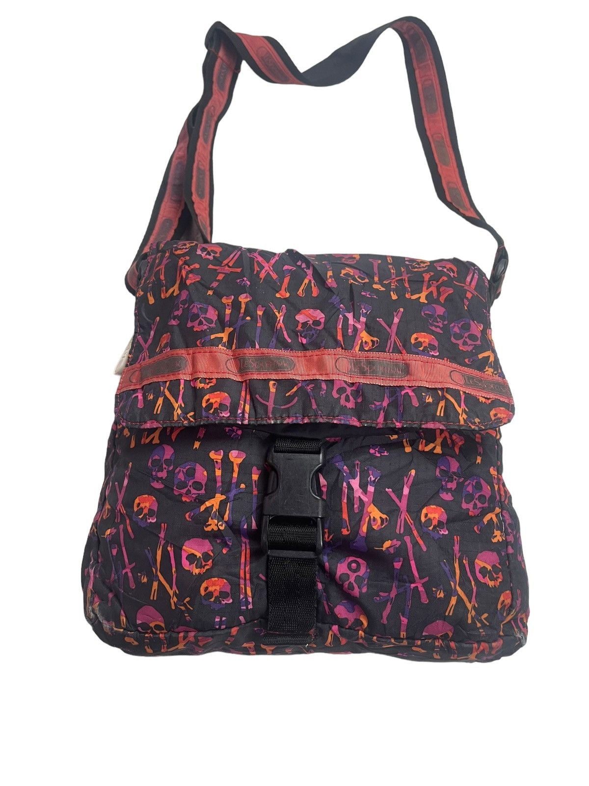 image of Lesportsac Sling Bag Skull Streetwear in Red, Men's