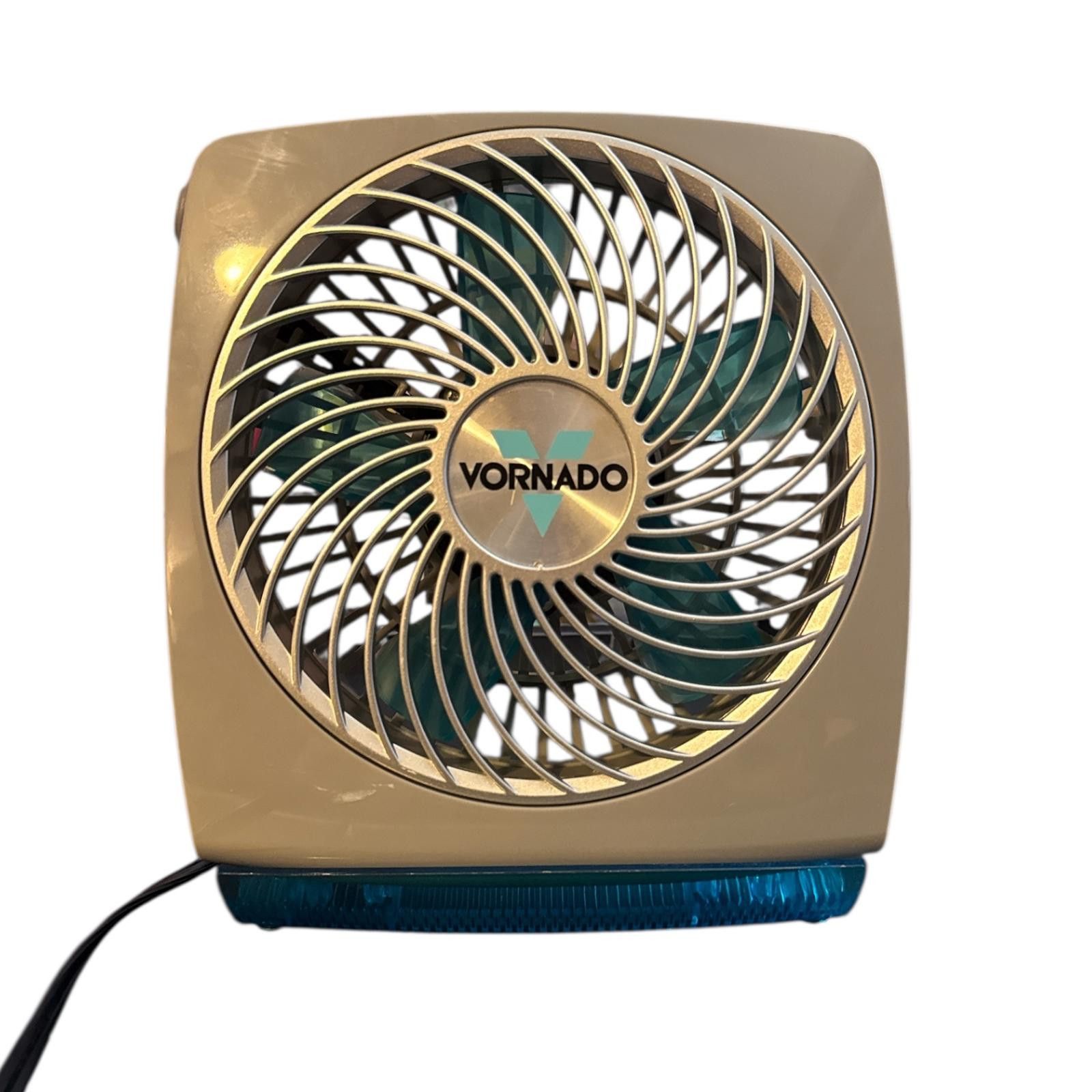 Other Vornado Vintage Table Fan Blue and Beige FAST Size ONE SIZE - 1 Thumbnail