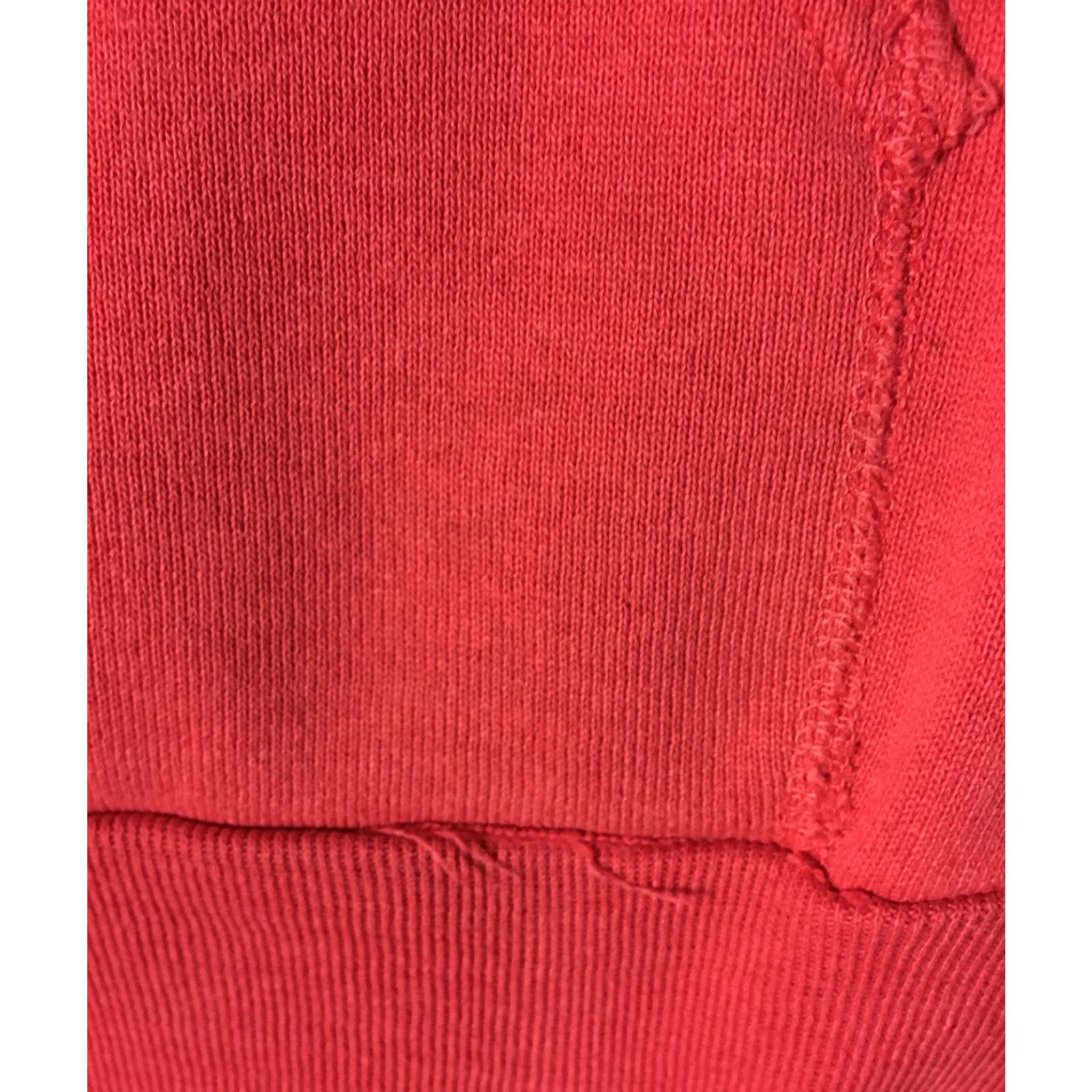 Vintage VINTAGE Medallion Hoodie Shirt Adult M Red 80s 90s Distressed Faded Vintage USA Track Punk Grunge Skate Surf Biker Punk Made in the USA Size US M / EU 48-50 / 2 - 5 Thumbnail
