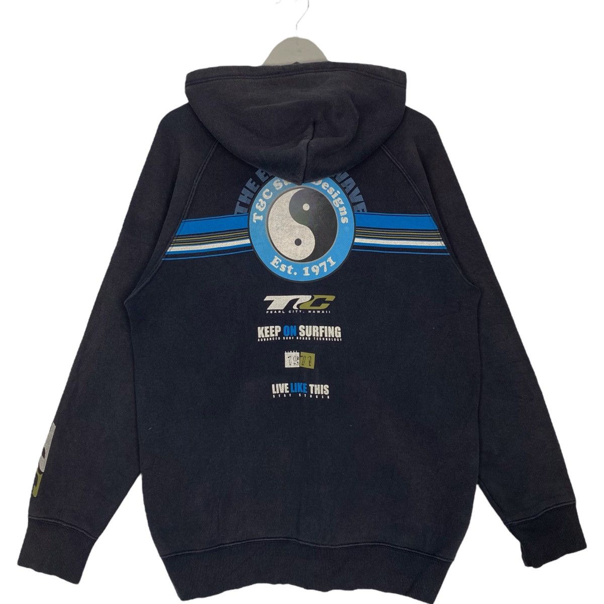 Vintage Vintage T&C Surf Hawaii Hoodie Sweater Black Size L Size US L / EU 52-54 / 3 - 8 Thumbnail