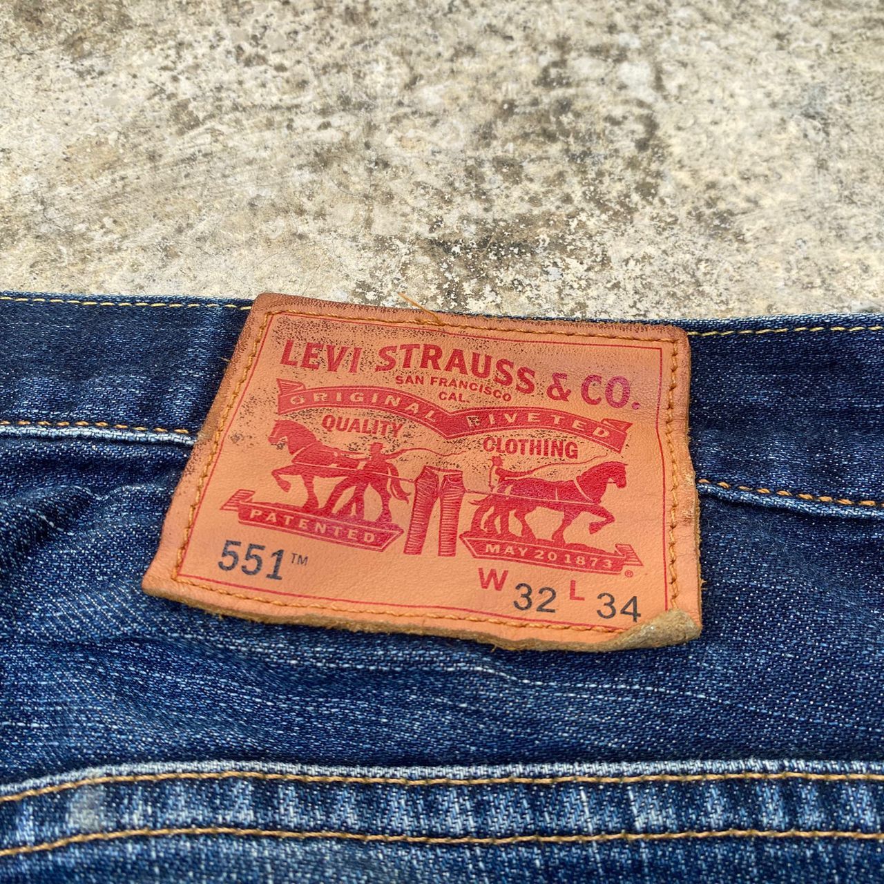 Levi's Vintage Levis 551 Distressed Denim Kurt Cobain Style Size US 32 / EU 48 - 15 Thumbnail