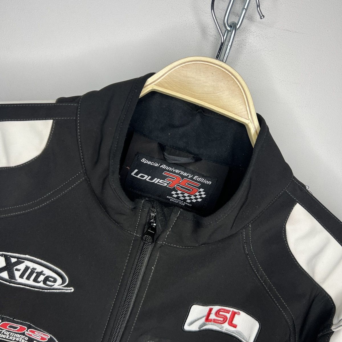 Vintage Vintage Bridgestone Louis 75 Motorcycle Racing Jacket Size US L / EU 52-54 / 3 - 5 Thumbnail