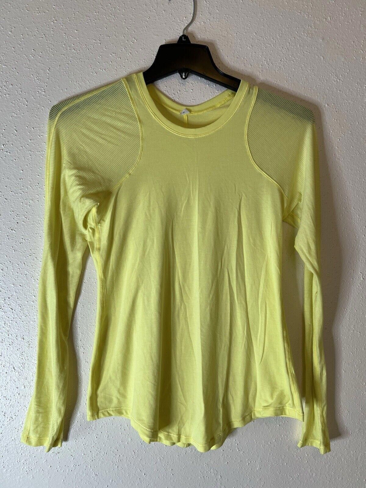 Designer Lululemon Athletica Long Sleeve Top Sz 8 Size M / US 6-8 / IT 42-44 - 1 Thumbnail