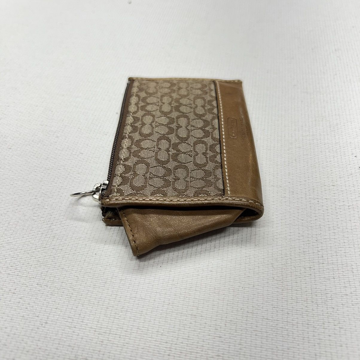 Coach × Vintage VTG Coach Coin Purse Monogram Logo Zipper Key Chain ID Y2K Size ONE SIZE - 7 Thumbnail