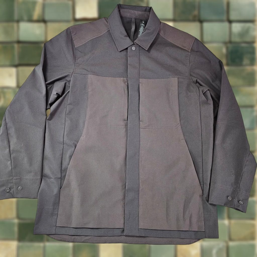 Lululemon Lululemon Jacket Mens Large Grey Snap Front Collared Coat Outerwear Quick Dry Water Resistant Wind-Resistant Pockets Zipped Size US L / EU 52-54 / 3 - 1 Thumbnail