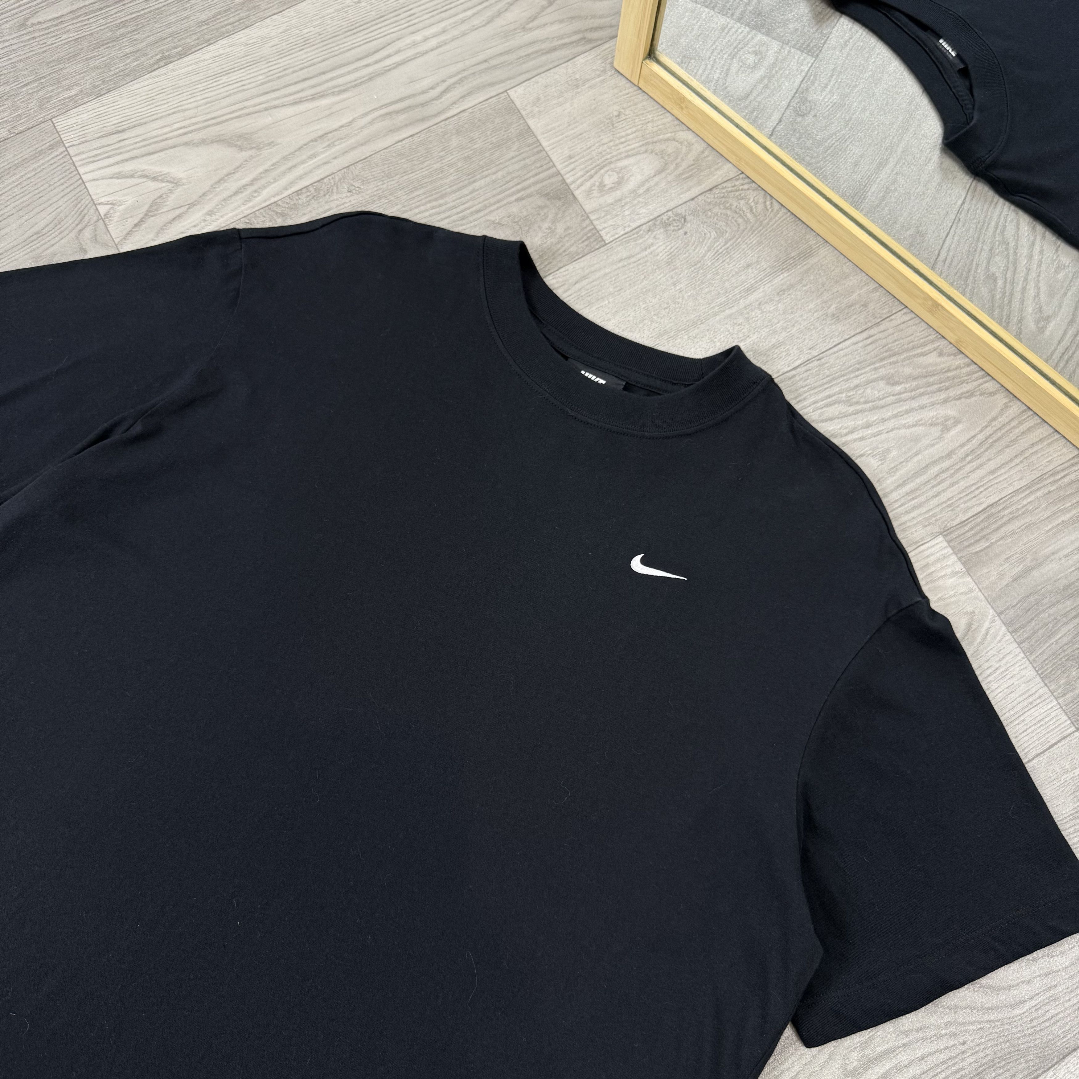 Nike Nike Swoosh Oversized Black Tee Shirt Size US M / EU 48-50 / 2 - 4 Thumbnail