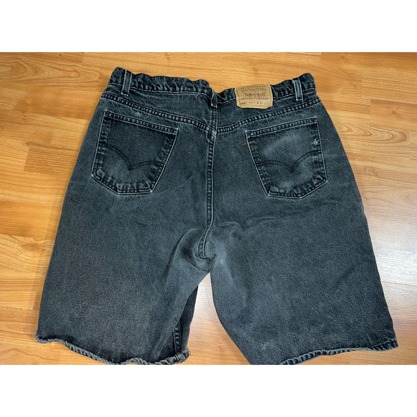 Levi's Vintage Levi Shorts 550 Relaxed Fit USA Orange Tab 40x11 Size US 40 / EU 56 - 6 Thumbnail