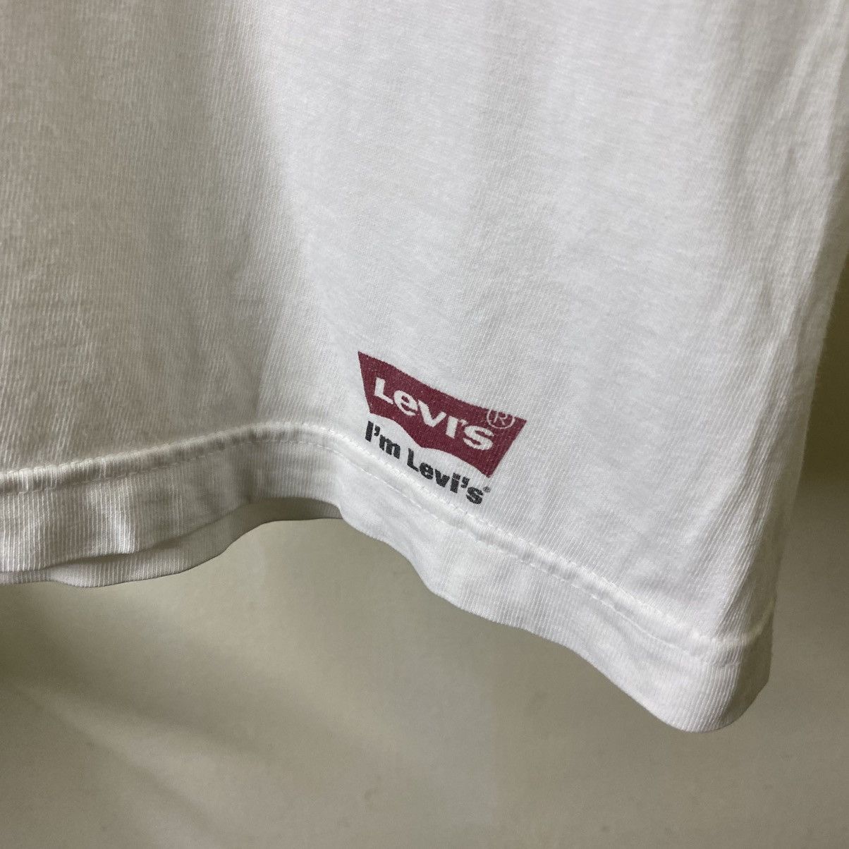 Levi's Vintage 1990s Levis Nice Graphic Distressed T Shirt Size US L / EU 52-54 / 3 - 4 Thumbnail