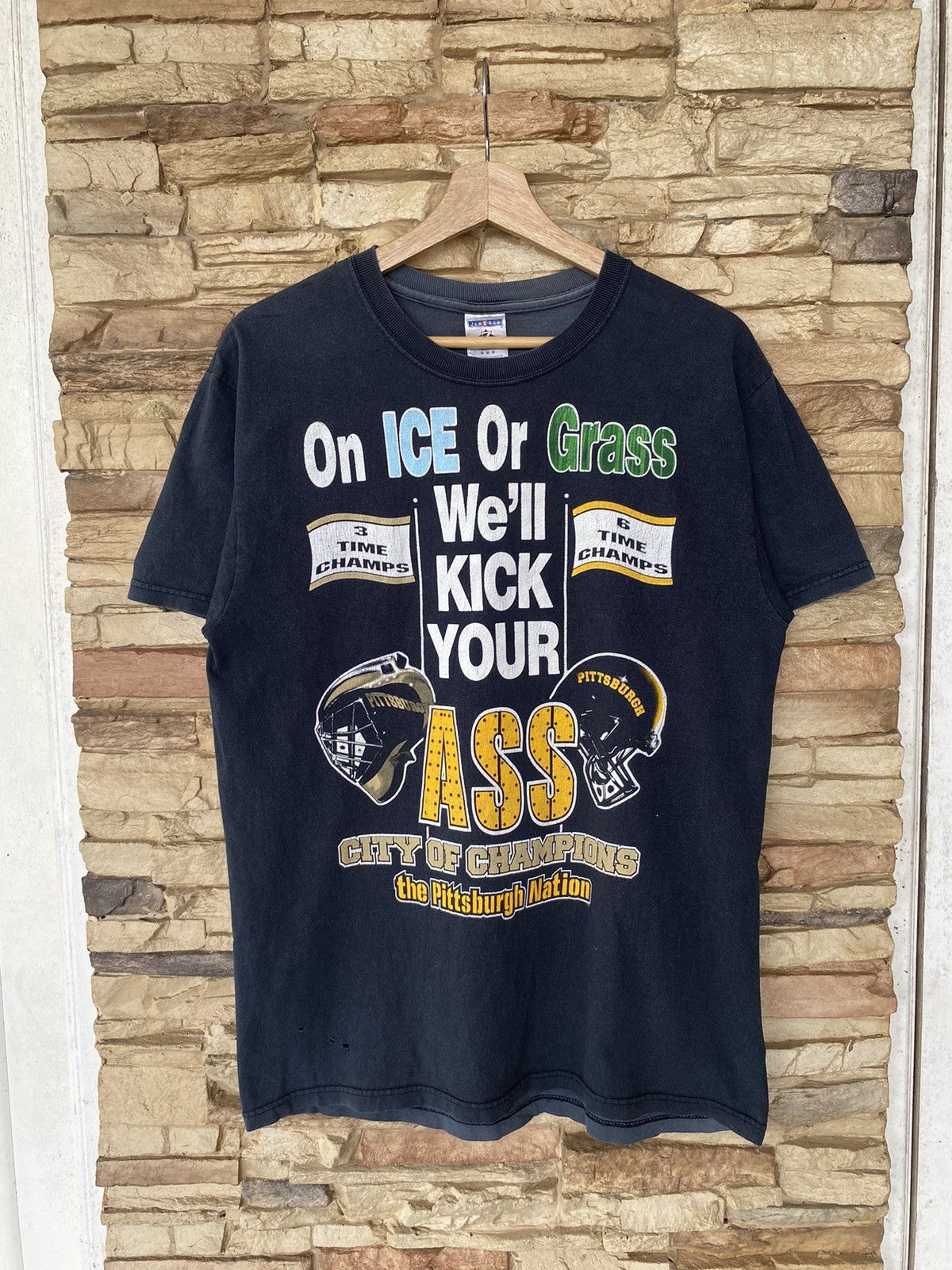 Vintage Rare Vintage NFL Pittsburgh Steelers On Ice Or Grass Tees Size US M / EU 48-50 / 2 - 1 Thumbnail