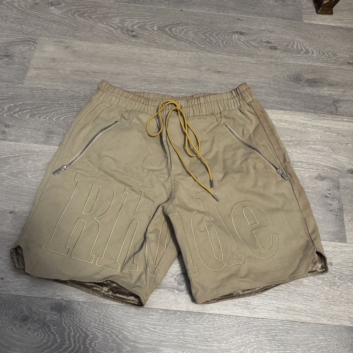 Rhude Rhude Canvas Shorts Size M Size US 32 / EU 48 - 1 Thumbnail