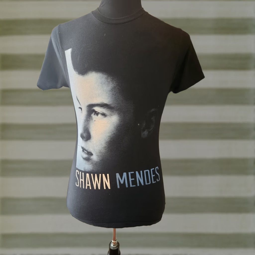 Vintage Shawn Mendes 2015 Square Profile T-Shirt Adult Small Size S / US 4 / IT 40 - 1 Preview