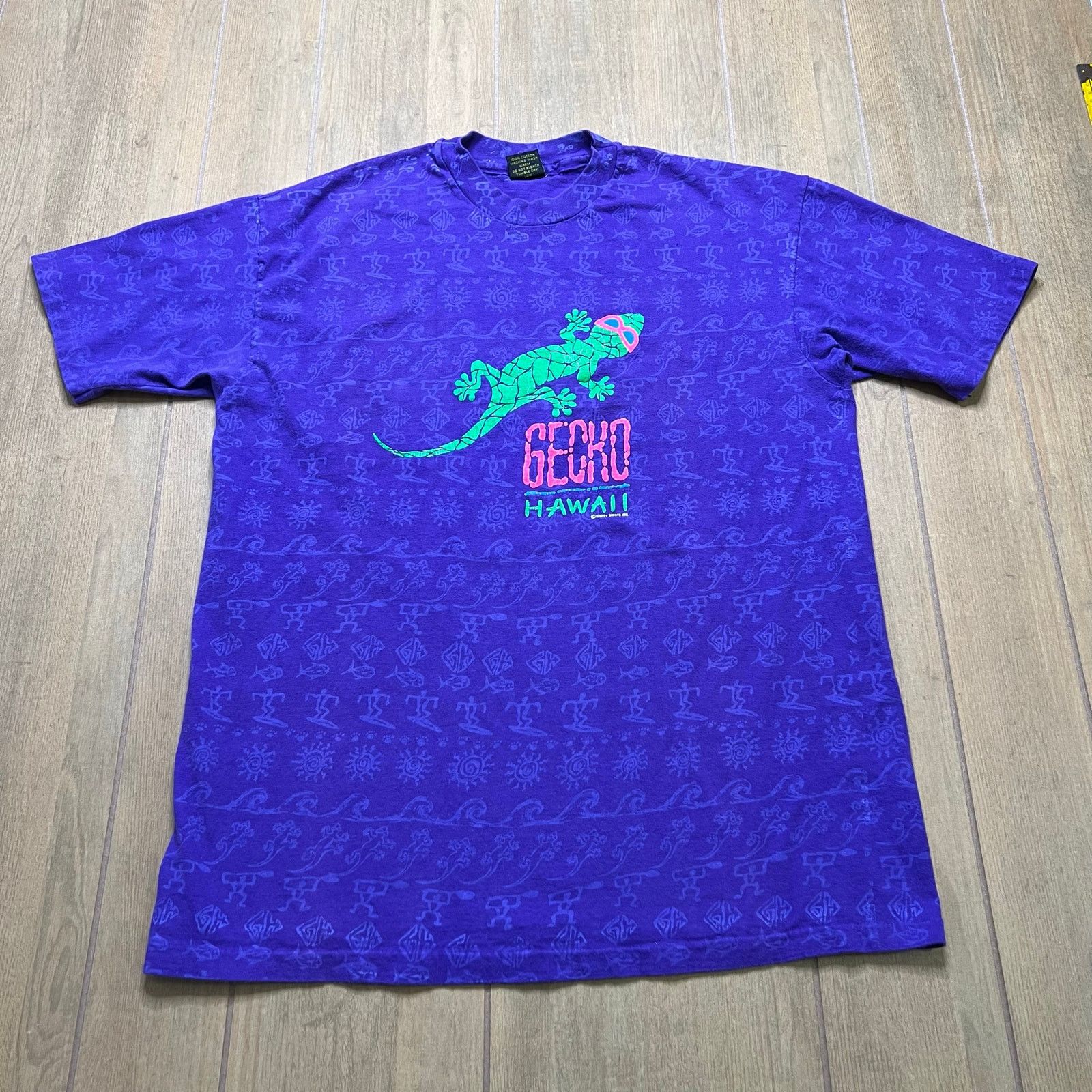 Vintage Vintage 90s Gecko Hawaii AOP surf skate Happy Shirts XL Size US XL / EU 56 / 4 - 1 Thumbnail