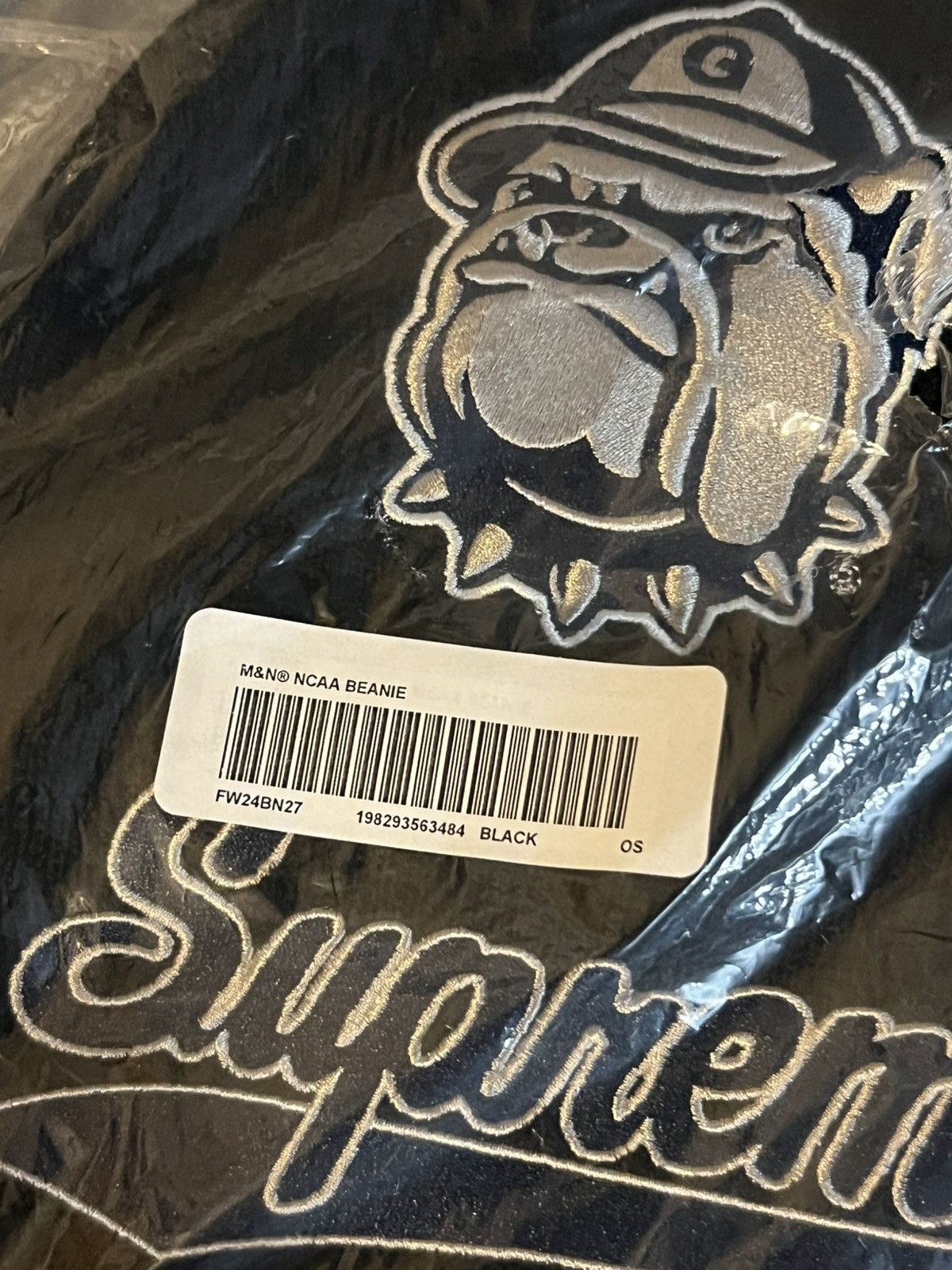 Mitchell & Ness × NCAA × Supreme Supreme Mitchell & Ness NCAA Beanie (Black) Size ONE SIZE - 3 Thumbnail