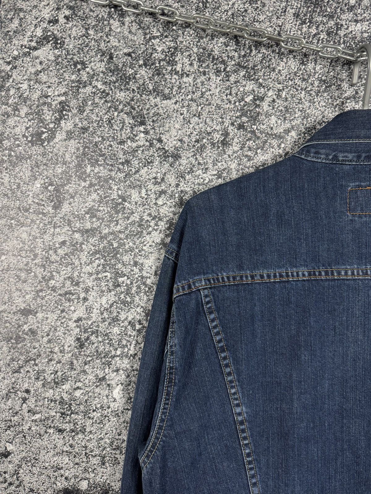 Levi's Vintage Clothing Men’s Levi’s Vintage 90s Denim Trucker Jacket Jean Size L Size US L / EU 52-54 / 3 - 11 Thumbnail