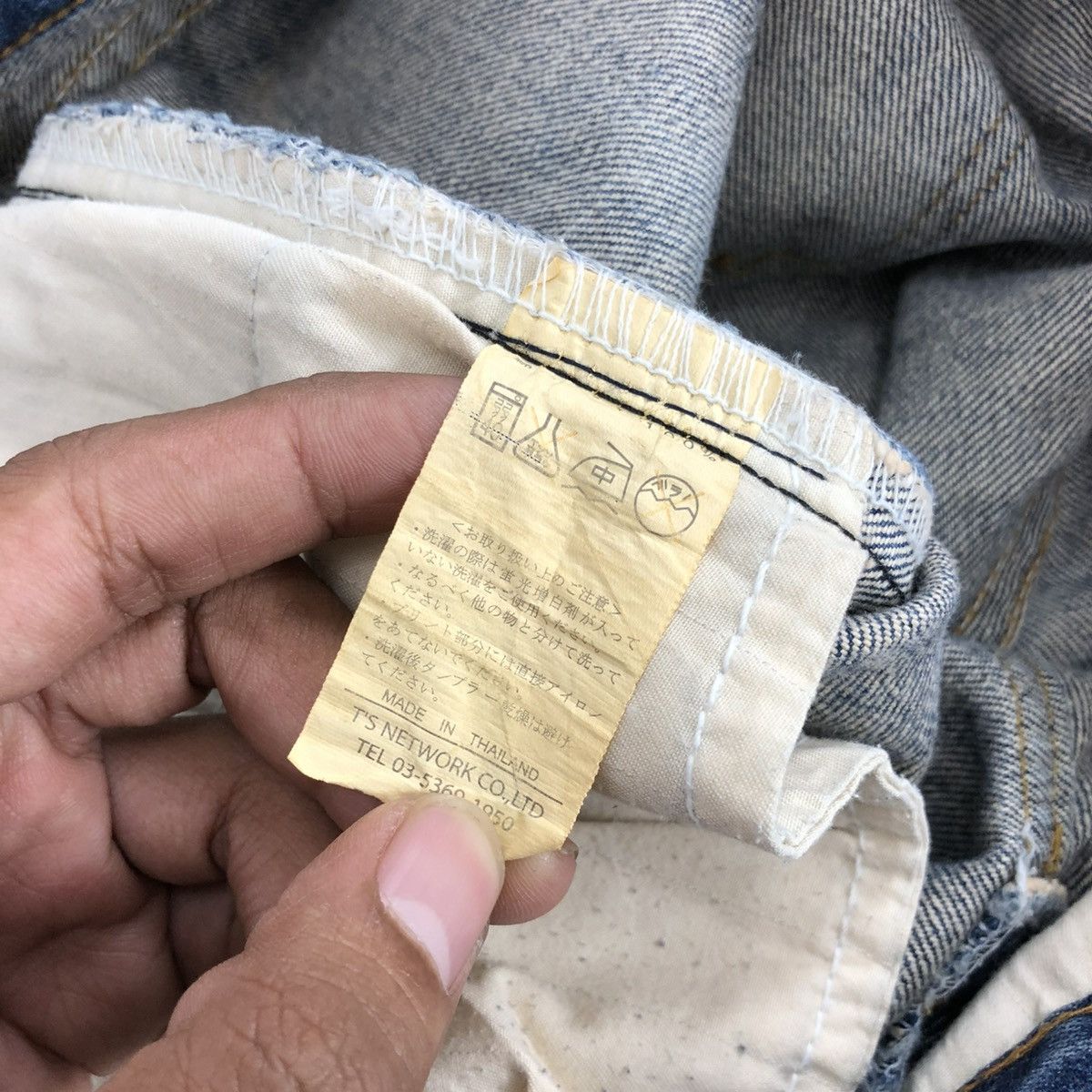 If Six Was Nine × Japanese Brand × Le Grande Bleu (L.G.B.) 2000s Legend Of Glamour Distressed Painted Faded Y2K Jeans Size US 31 - 13 Thumbnail