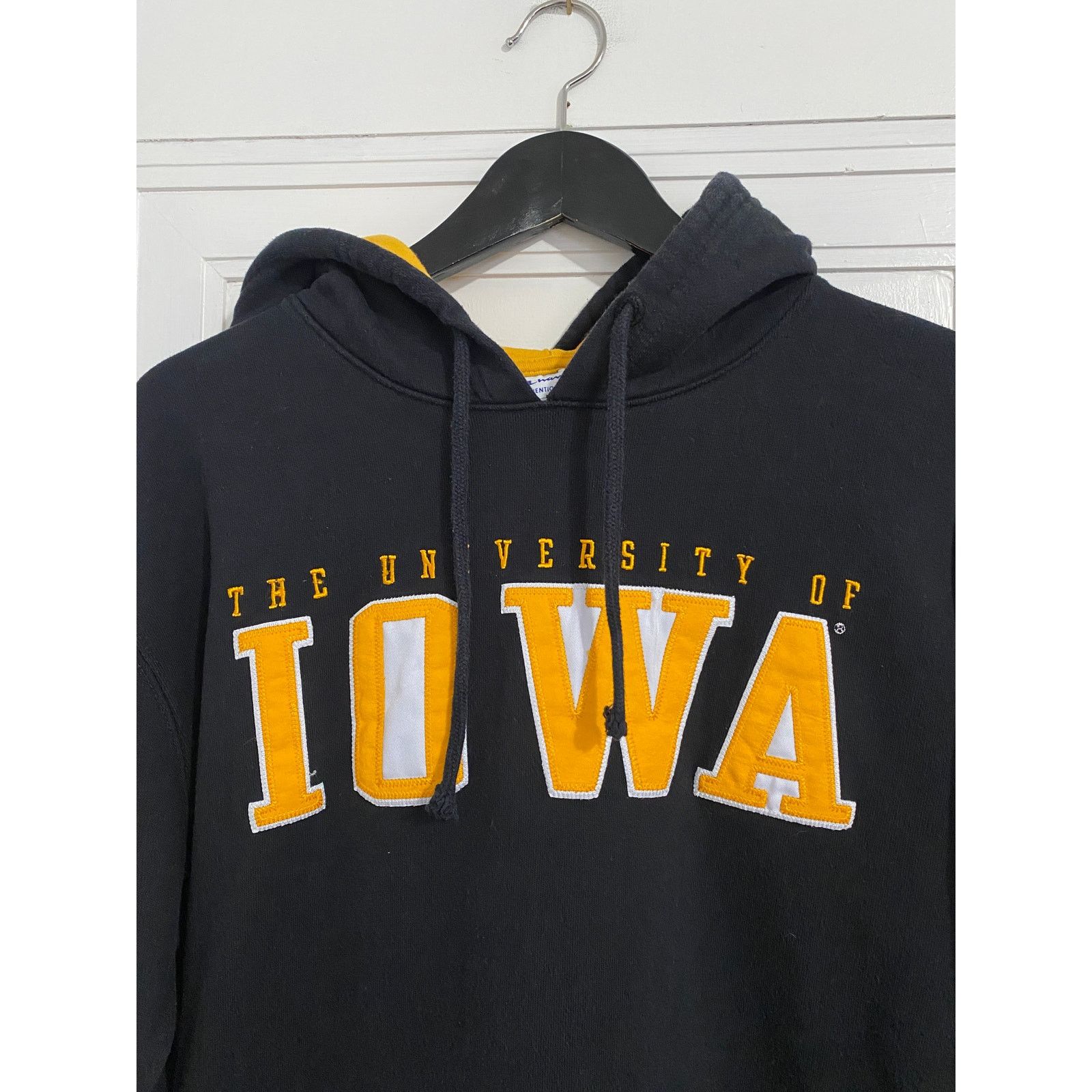 Champion Iowa Hawkeyes Stitched Hoodie Sweatshirt Size Large Size US L / EU 52-54 / 3 - 2 Thumbnail