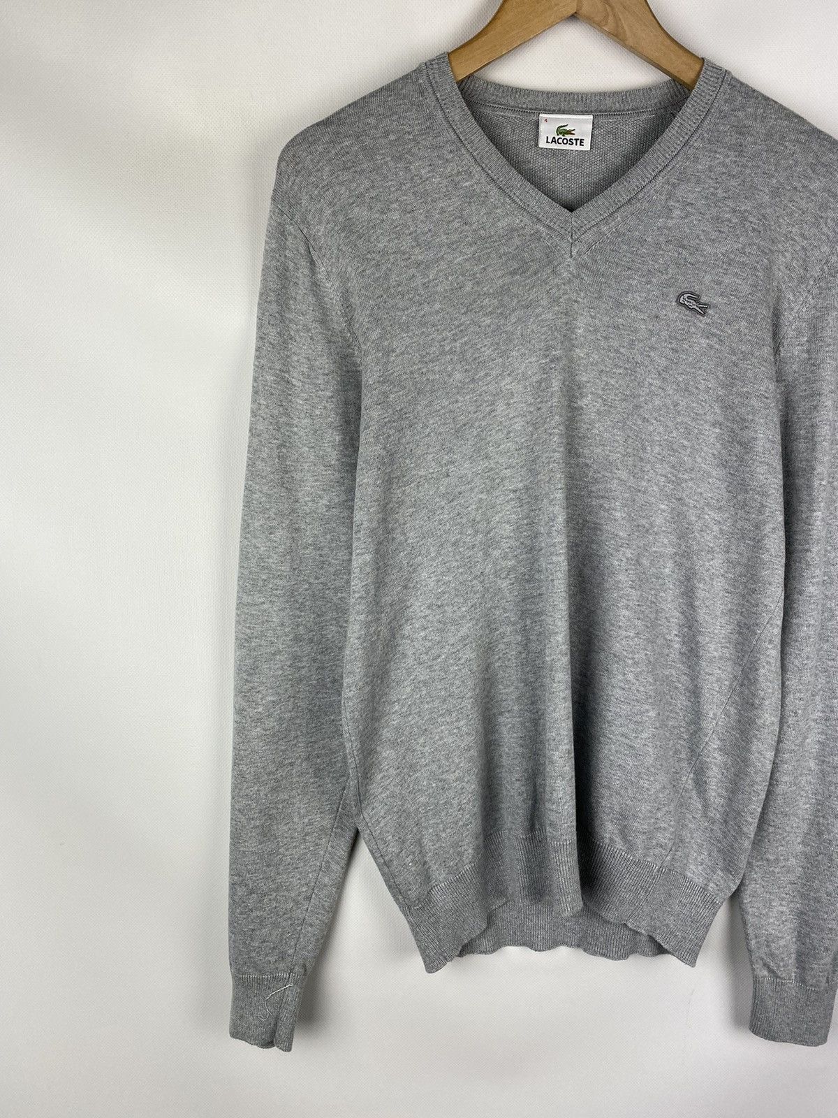 Lacoste Lacoste men’s v-neck sweater pullover size 4 Size US M / EU 48-50 / 2 - 2 Thumbnail