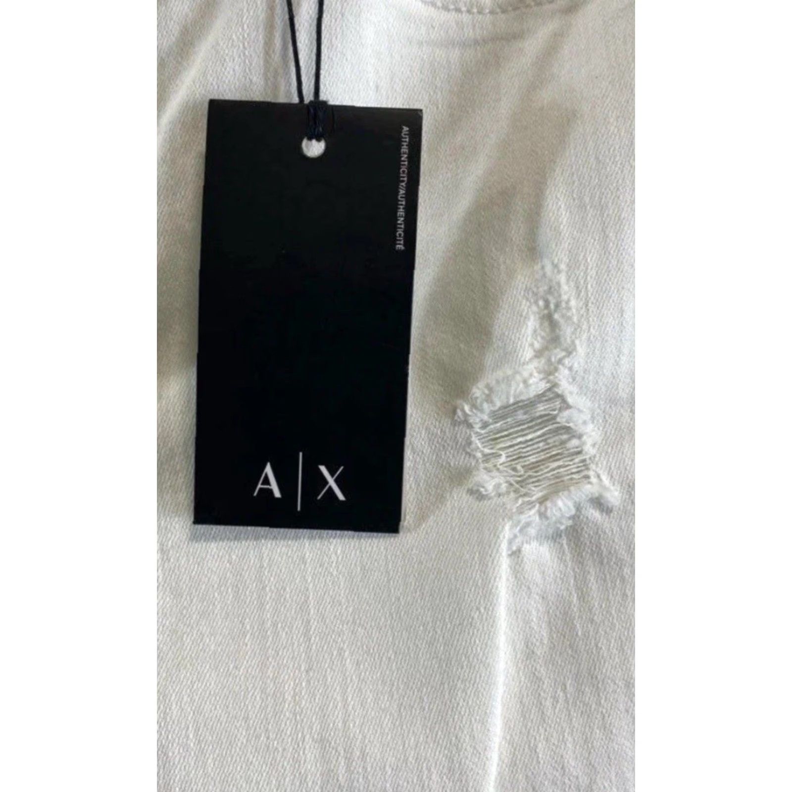 Armani Exchange VINTAGE Armani Exchange White MidRise Skinny Jeans 25R Womens Regular 26in Inseam Denim 5-Pocket Zipper Distressed Shine? Size 42" / US 20 - 5 Thumbnail