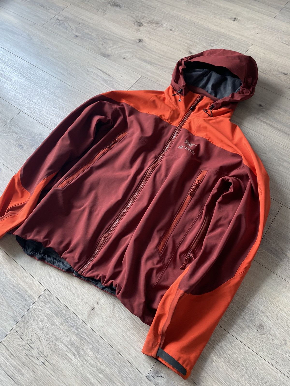 Arc'teryx Vintage Arcteryx Softshell Waterproof Jacket Size XL Size US XL / EU 56 / 4 - 2 Thumbnail