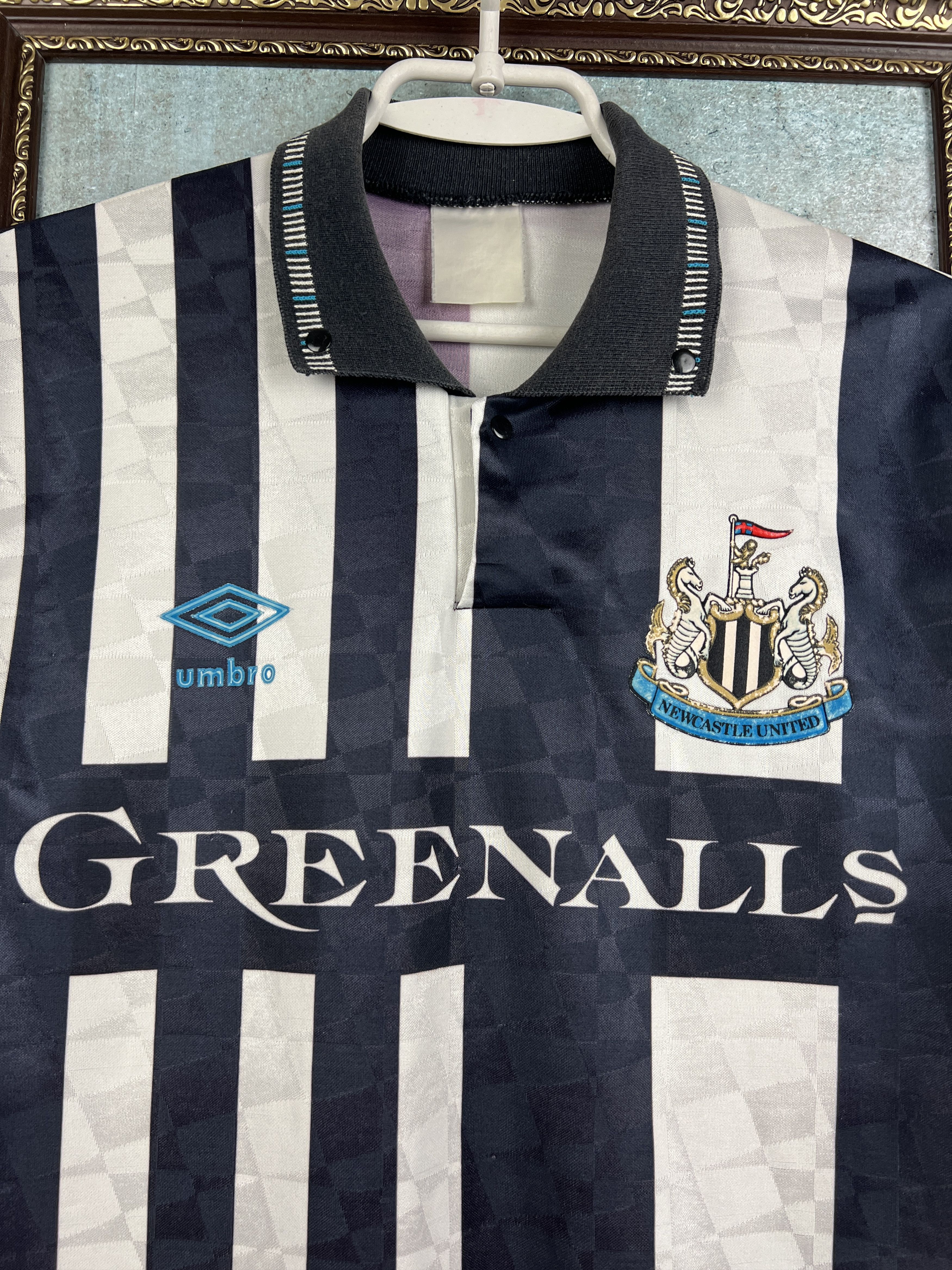 Umbro Newcastle Home football shirt 1990 Soccer Jersey Trikot Rare Size US M / EU 48-50 / 2 - 3 Thumbnail