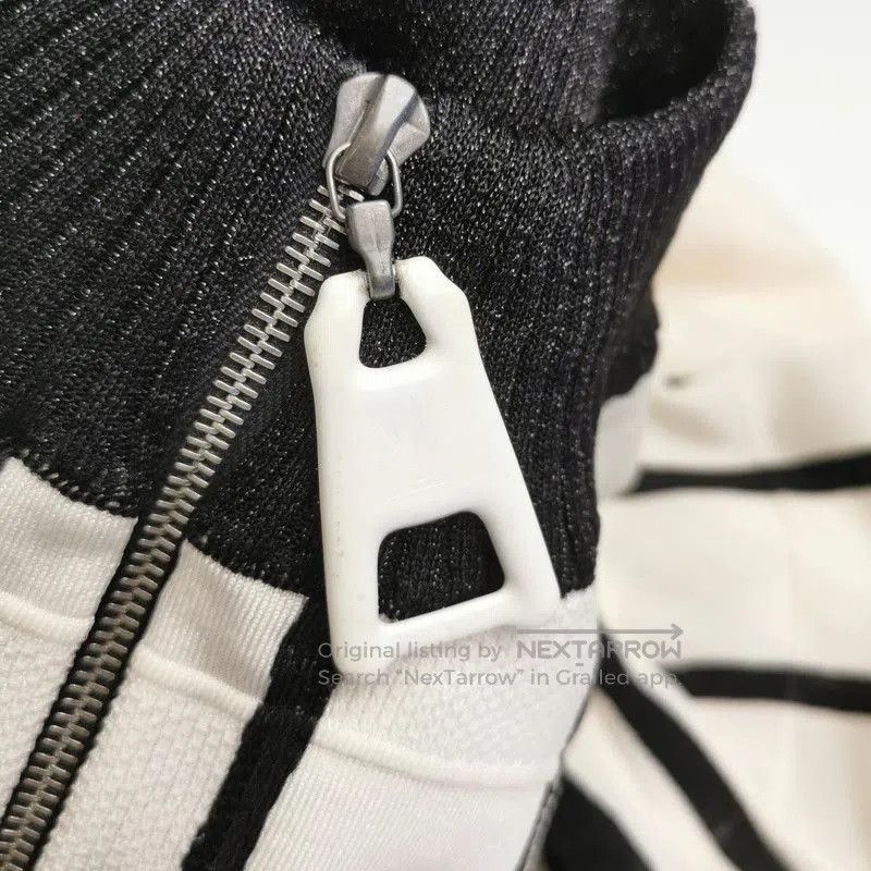 Louis Vuitton Louis Vuitton Striped Zip-Front Knit Short Sleeve. Size US M / EU 48-50 / 2 - 3 Thumbnail