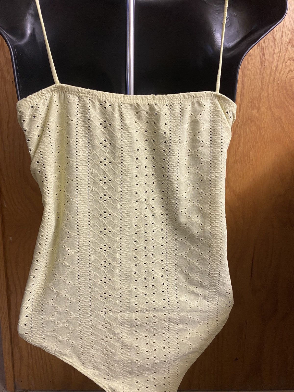 rue21 Lace Yellow Bodysuit Size XXL / US 16-18 / IT 52-54 - 4 Thumbnail