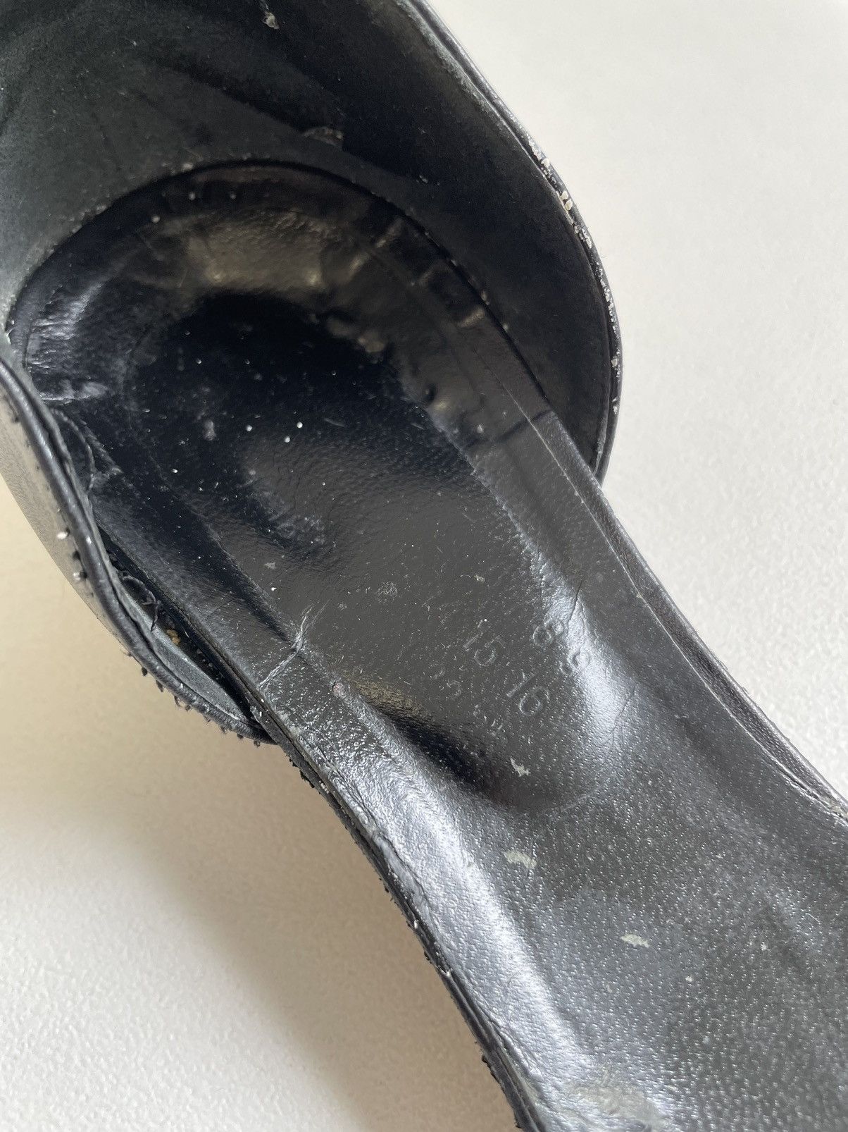 Maison Margiela 1990s Black Painted Mule Tabi Shoes Size US 8 / IT 38 - 8 Thumbnail