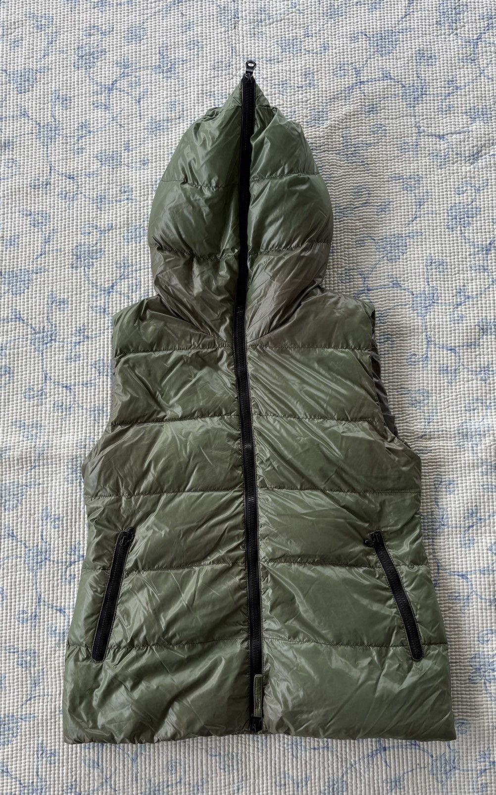 Duvetica Duvetica Hooded Sleeveless Puffer Vest Size US S / EU 44-46 / 1 - 1 Thumbnail