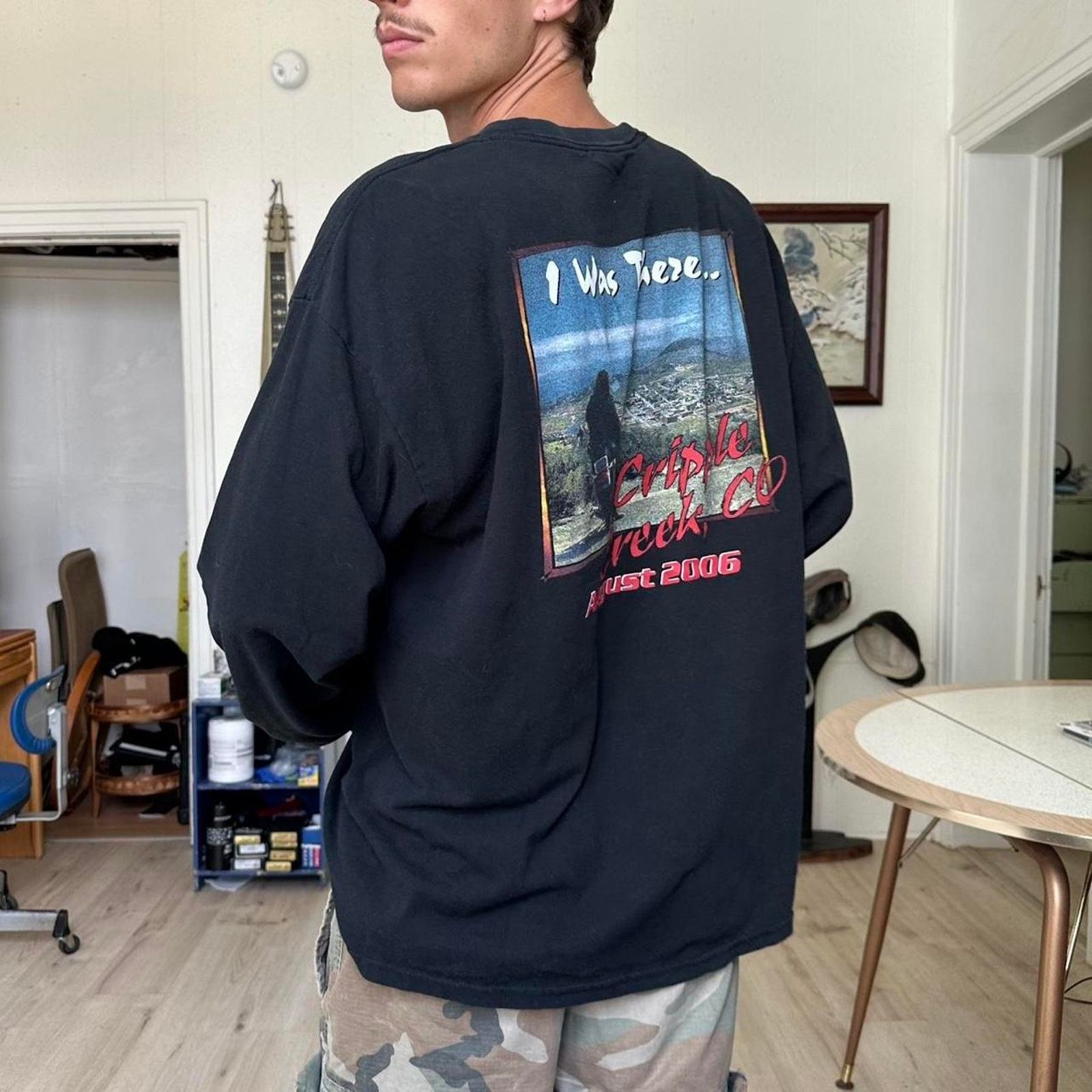 Vintage Vintage 00s Y2K Black Faded Longsleeve Casino Biker Shirt Size US XL / EU 56 / 4 - 6 Thumbnail