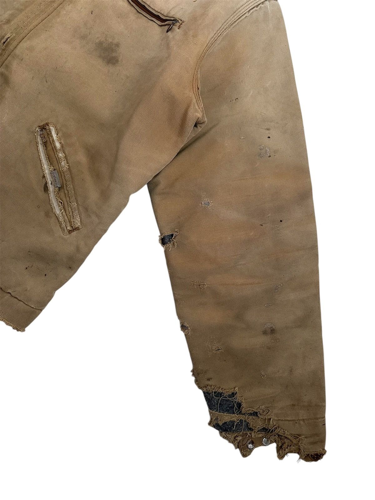 Carhartt True Vintage 90s Thrashed Carhartt Brown Detroit Jacket Size US XL / EU 56 / 4 - 7 Thumbnail