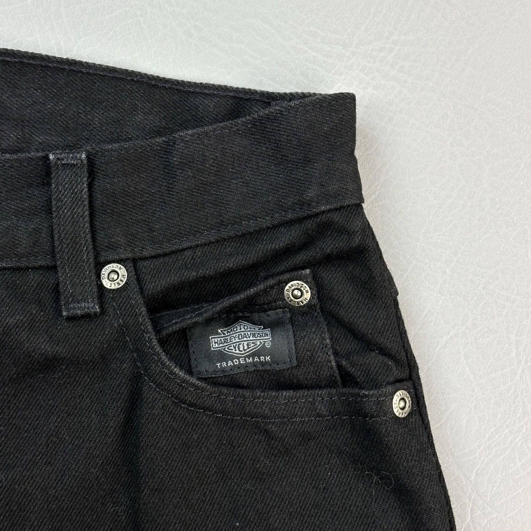 Harley Davidson VINTAGE Harley-Davidson Jeans Womens 8 30x31 Black Denim Classic Straight Biker Jeans Womens 8 Black Denim Classic Straight Biker Size 30" / US 8 / IT 44 - 7 Thumbnail