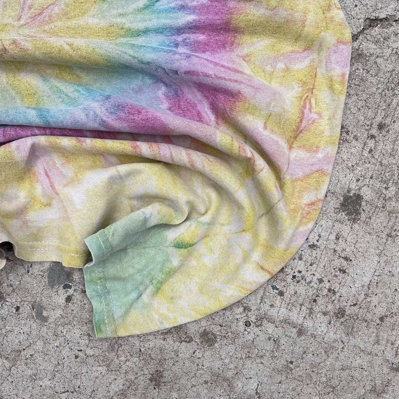 The Tie Bar Vintage Adult I’m Not Quite For Sure T-shirts Tie Dye Size US M / EU 48-50 / 2 - 9 Thumbnail