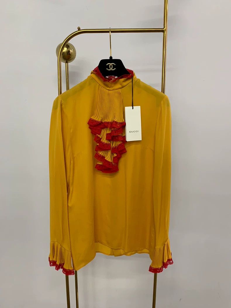 Gucci Yellow and red silk shirt