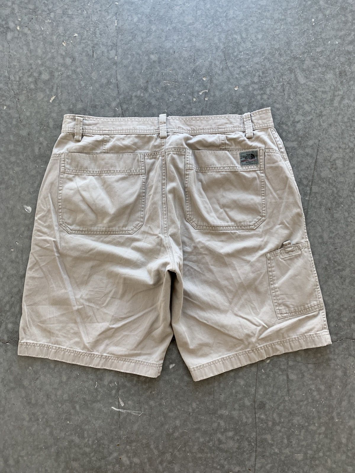 The North Face × Vintage Essential Vintage Y2K North Face Shorts Size US 36 / EU 52 - 1 Thumbnail