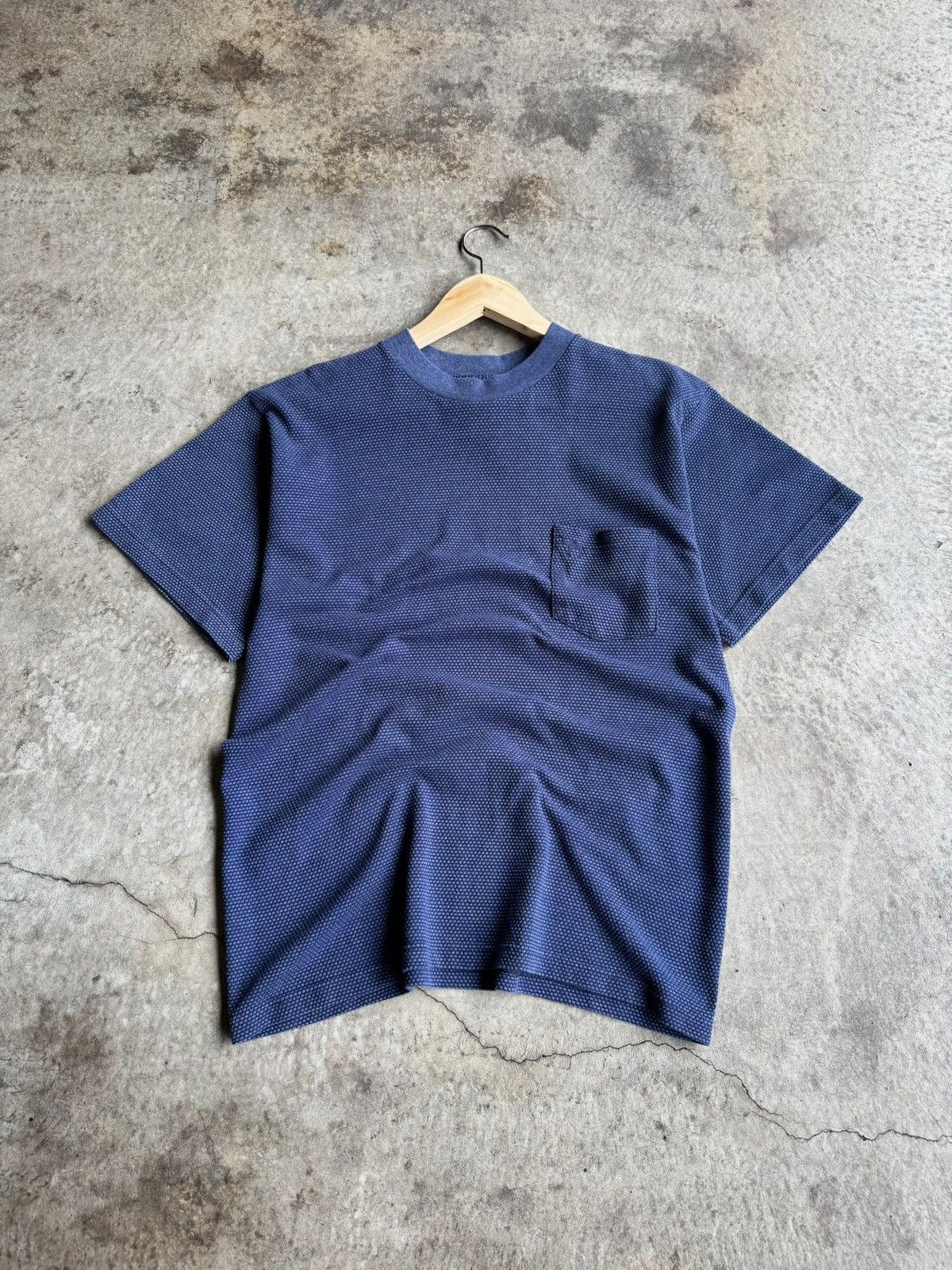 Other × Vintage Crazy Vintage Streetwear Textured Blue Pocket Tee Size US L / EU 52-54 / 3 - 1 Thumbnail