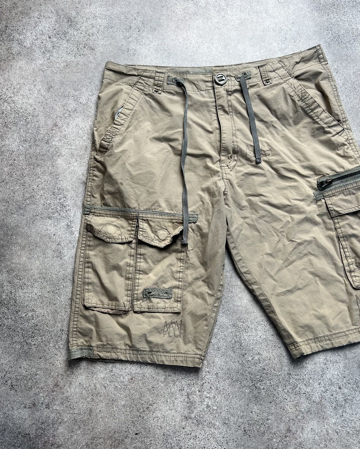 Japanese Brand × Vintage Vintage cargo shorts Size US 32 / EU 48 - 2 Thumbnail