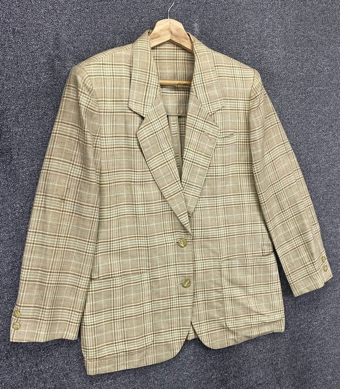 Burberry Vintage Burberry Checkered Wool Coat Blazer Jacket Size M / US 6-8 / IT 42-44 - 3 Thumbnail