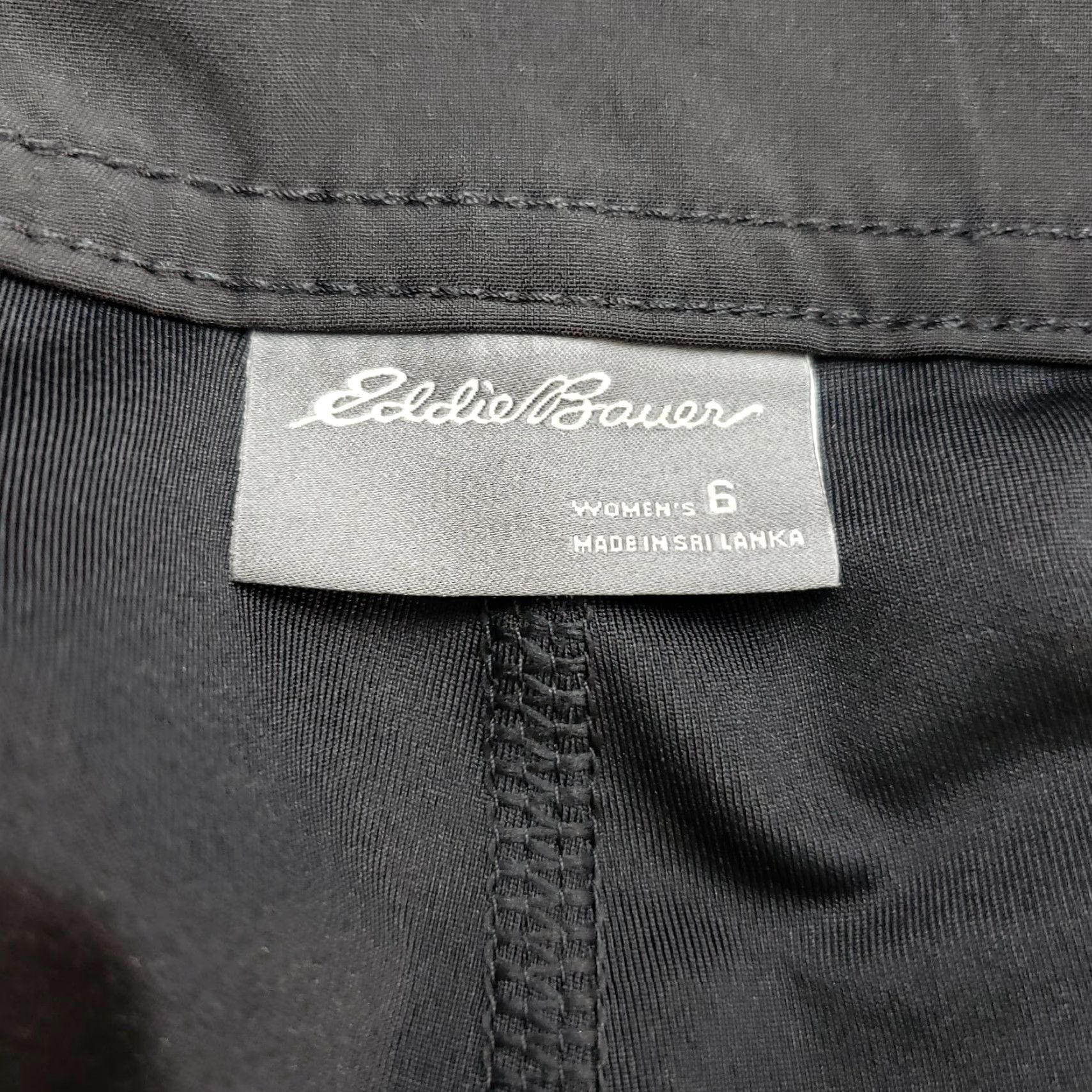 Eddie Bauer Eddie Bauer Womens Skort Sz 6 Solid Black Pockets Polyester Blend Skort Athletic Casual Activewear Womens Size 6 Black Pockets Size ONE SIZE - 4 Thumbnail
