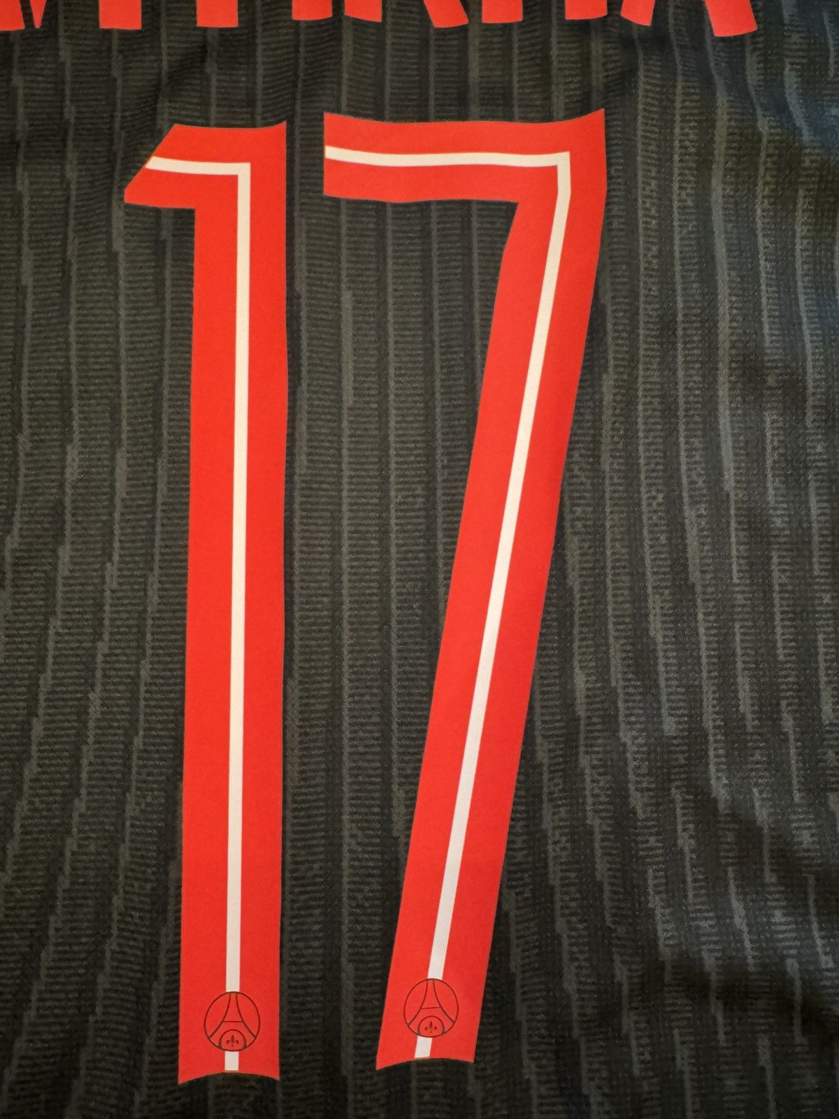 Nike PARIS SAINT-GERMAIN PSG 2025/26 NIKE SHIRT HM3206-045 SIZE M Size US M / EU 48-50 / 2 - 15 Thumbnail