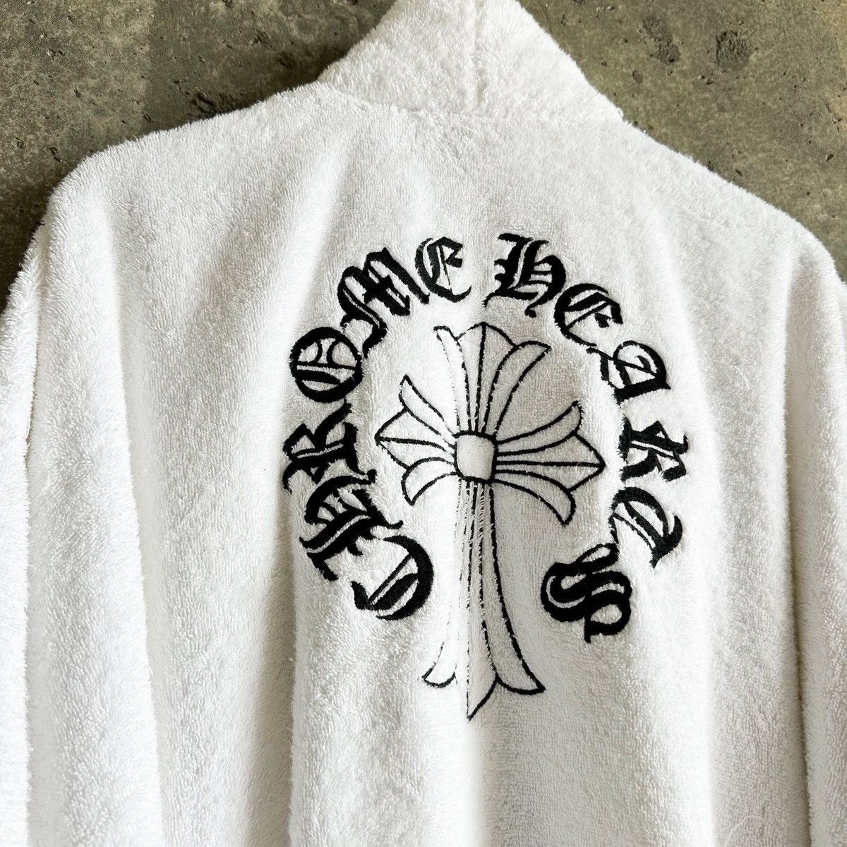 Chrome Hearts Chrome Hearts Embroidery Cross Logo Bath Robe Size US XL / EU 56 / 4 - 2 Thumbnail
