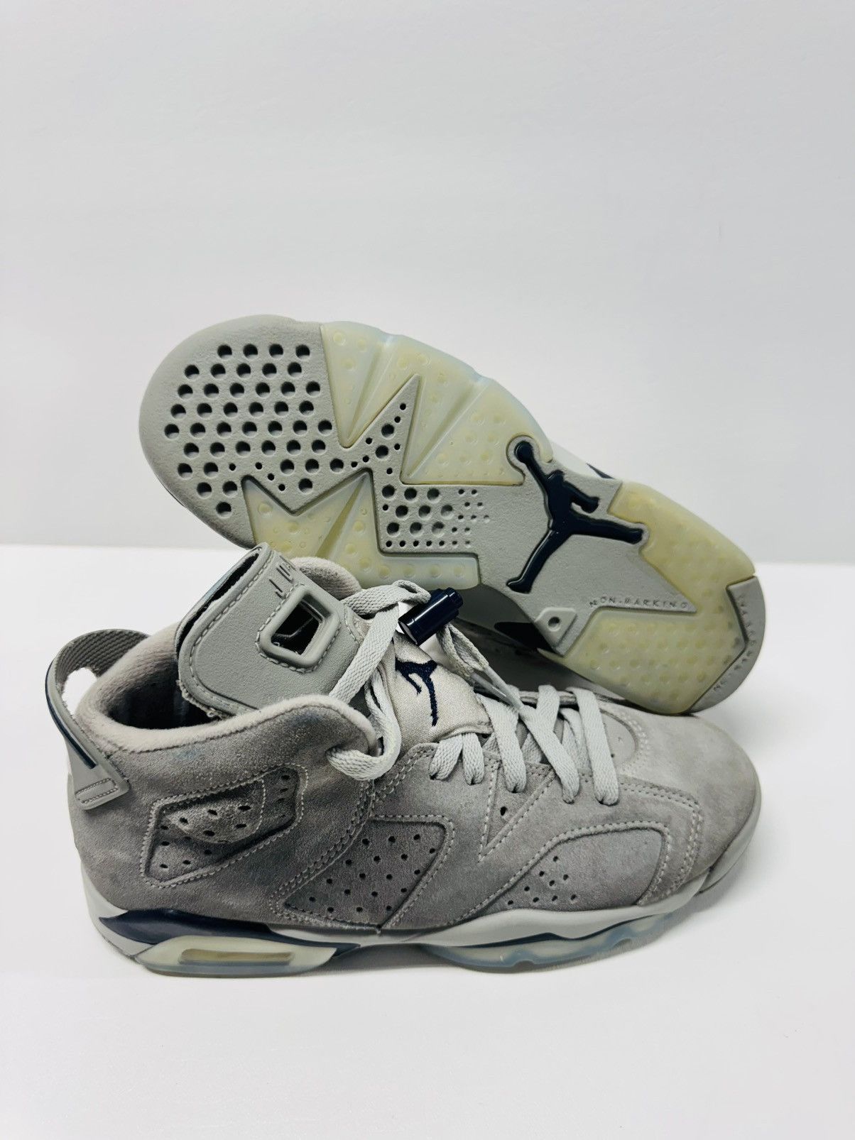Jordan Brand Air Jordan 6 Retro Mid Georgetown Grey Size US 5.5 / EU 38 - 1 Thumbnail